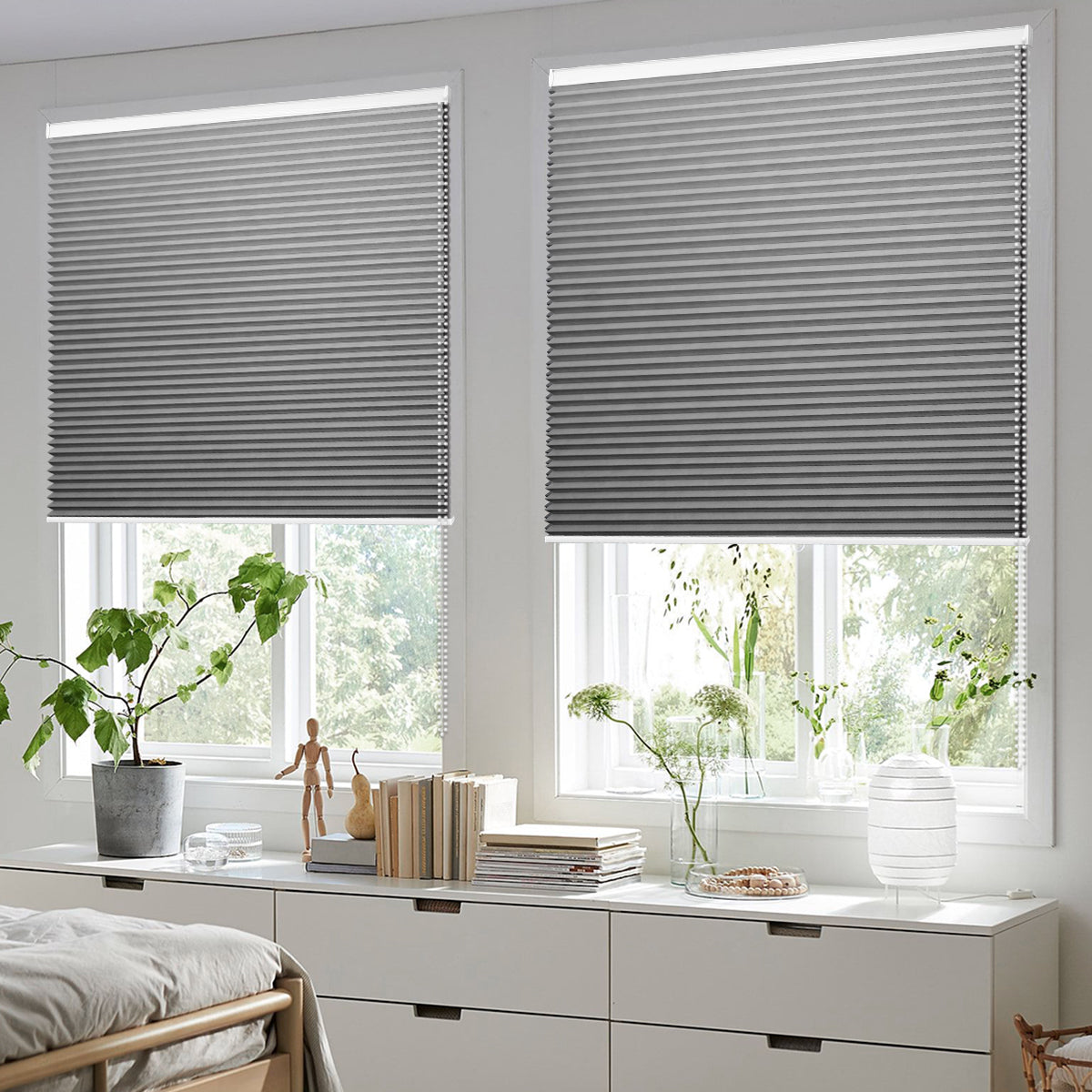 Manual Corded Blackout Cellular Shade
